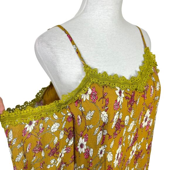 L Love NWT Mustard Yellow Floral Crepe Texture & Lace Cold Shoulder Mini Dress - Picture 5 of 10
